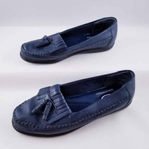 dr scholl's leather kiltie tassel loafers
